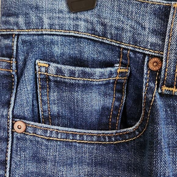 Levi's 515 Women's Med To Dark Wash Boot Cut Flap Button Pocket Jeans Size 12 - Picture 5 of 11
